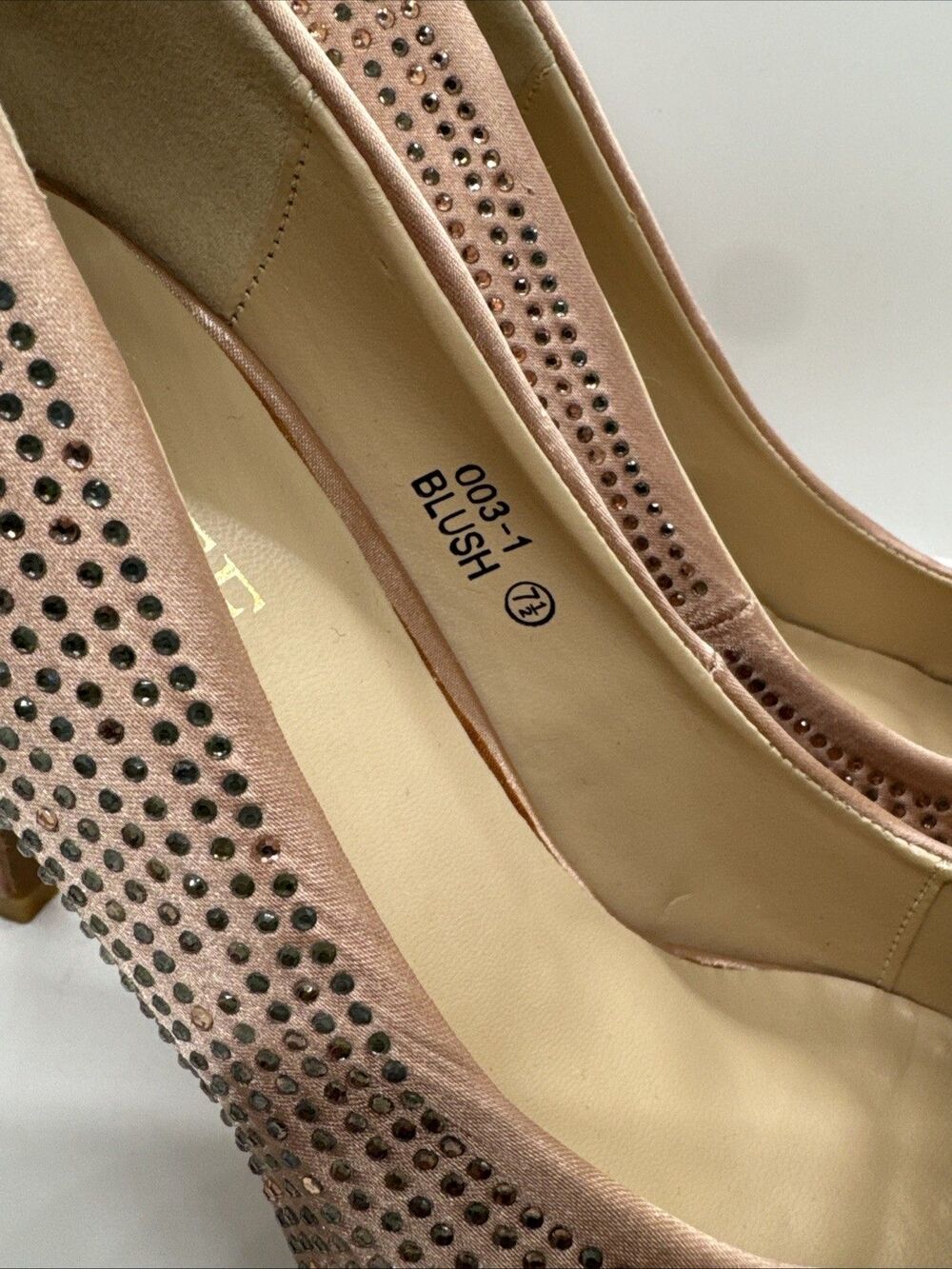 Ranne Stiletto Heels Pumps Rhinestone Embellished Round Toe  Size 7.5 - Picture 5 of 15